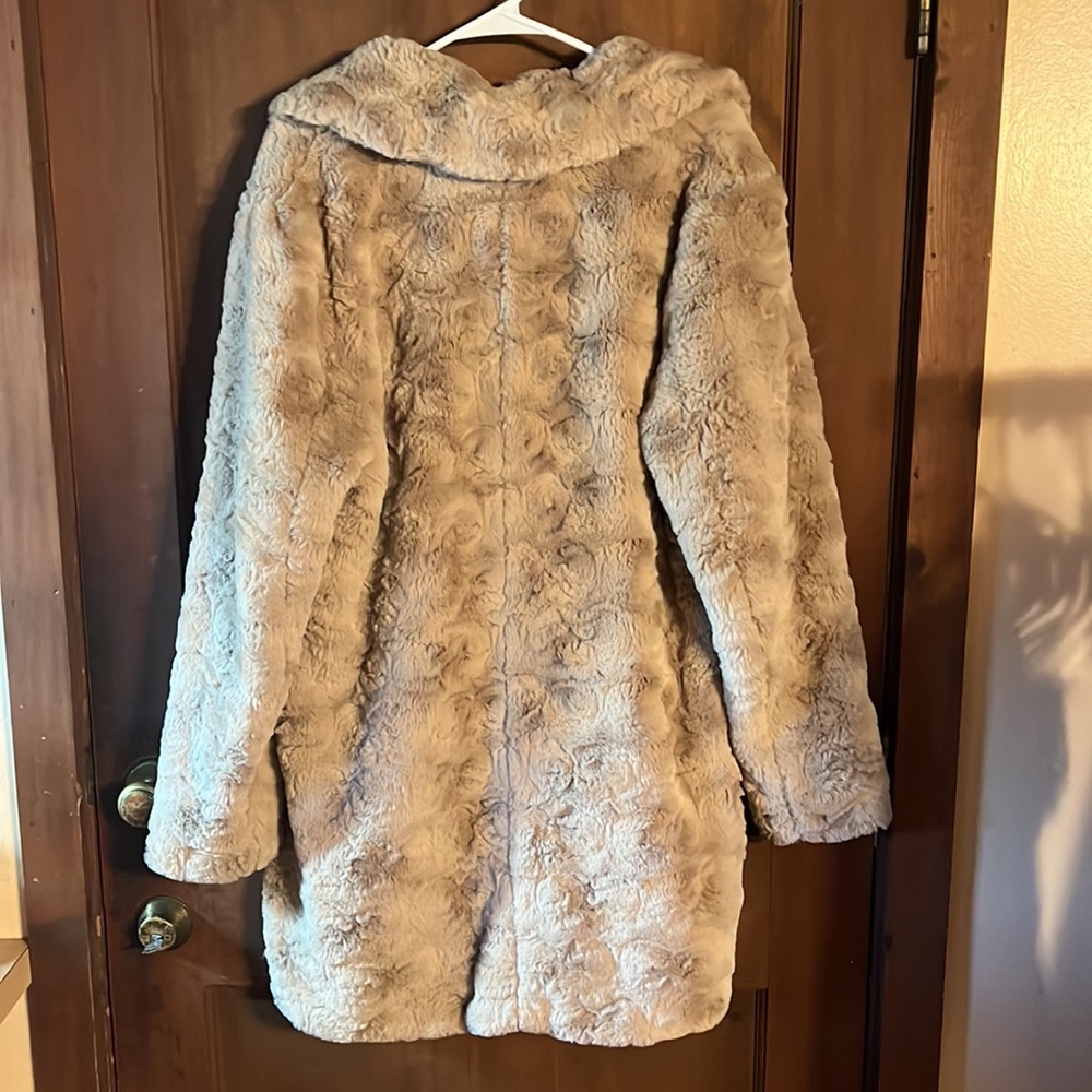 XL KENNETH COLE NEW YORK PINK FAUX FUR JACKET - Picture 12 of 12